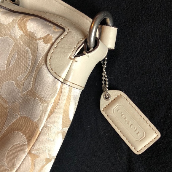 Coach Handbag - Picture 5 of 7